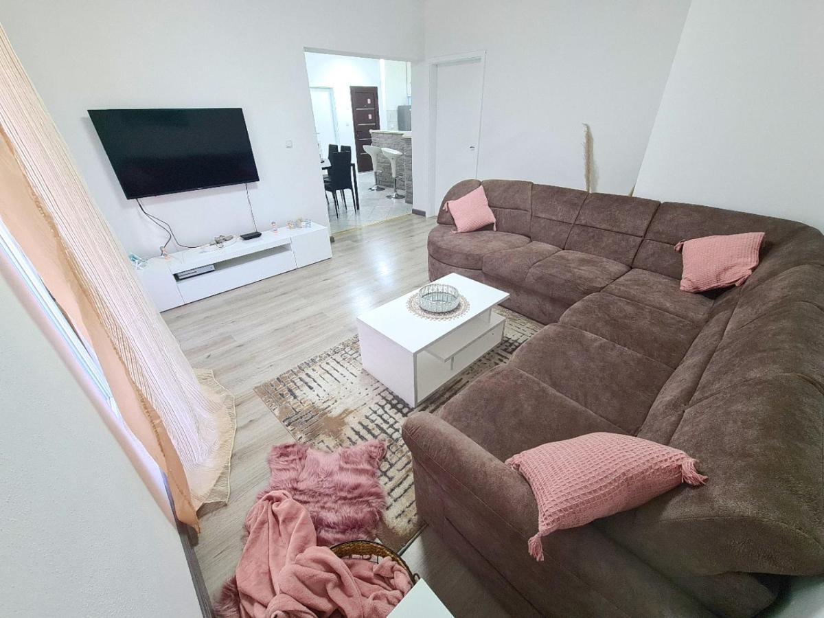 Apartment Three Roads Baška Voda المظهر الخارجي الصورة